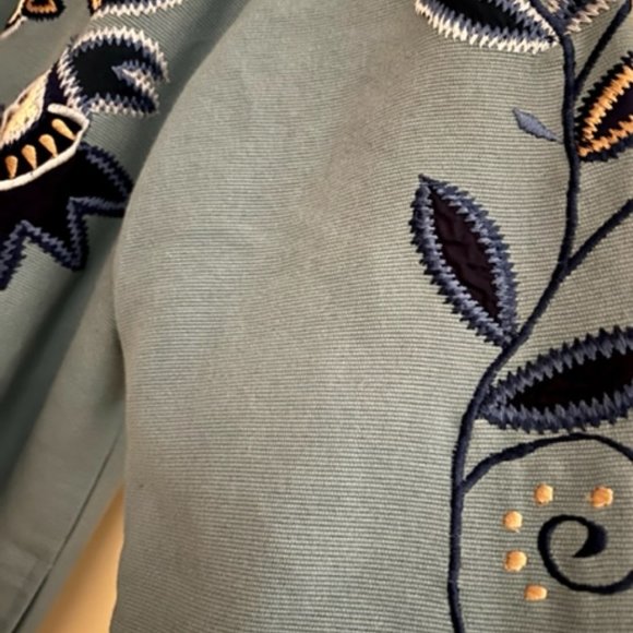 INDIGO MOON DARK SKY BLUE W MULTICOLORED EMBROIDERED FLORALS w CROCHETED ACCENT - Picture 6 of 7